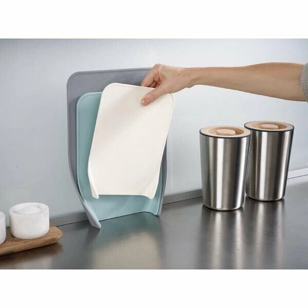 Joseph Joseph Schneidebrett-Set 3-tlg. Nest Chop Grau 4 Joseph Joseph Schneidebrett-Set 3-tlg. Nest Chop Grau – Bild 2